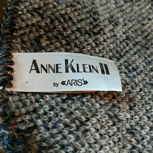 Anne Klein Scarf - Picture 2 of 3